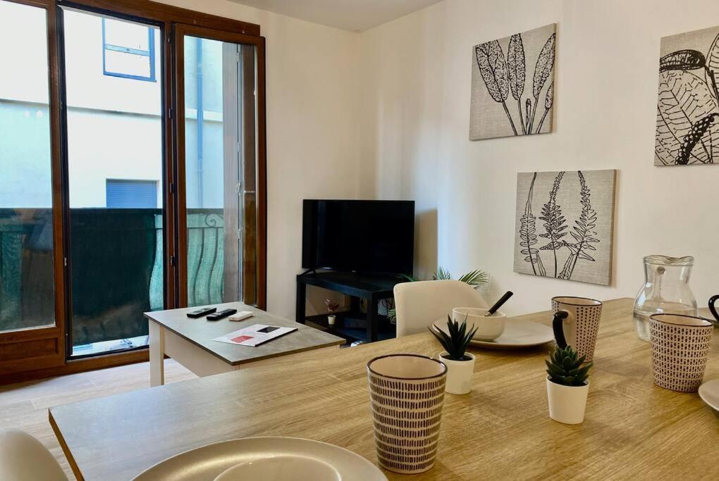 Le Carmen - Terrace - Garage Apartment นีมส์ ภายนอก รูปภาพ